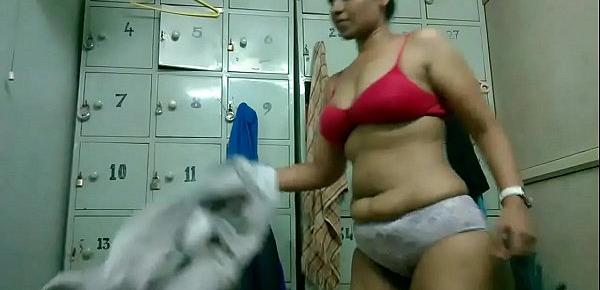  Indian College Girl Changing Her Sports Wear After Gym Homemade